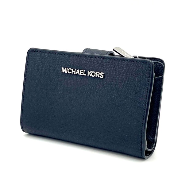 Michael kors Medium Saffiano Leather Wallet - Picture 7 of 8